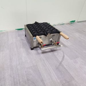 Guanjia Commercial Gas <b>Egg</b> Waffle Maker 12-Hole Hinged Door Bakery Equipment Smiley Face Output - Product Image 4