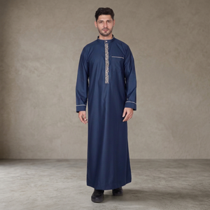 Túnica Árabe Premium Azul Marino para Hombre con Panel Frontal Bordado, Cuello Alto y Manga Larga, para Uso en Arabia Saudita, Emiratos Árabes Unidos y el Golfo - Product Image 4