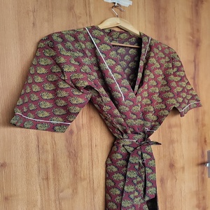 Kimono Kaftan en Coton Premium en Gros, Kaftan Floral Indien, Robe Kaftan en Coton à Motifs Floraux, Tunique Bohème Grande Taille Prix de Gros - Product Image 6