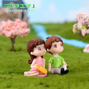 Nuevo llavero de PVC de Weij Chen Jun, un pequeño adorno de suculentas con paisaje, para parejas que se miran fijamente. - Product Image 2