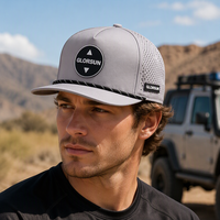 Fabricant OEM de casquettes personnalisées avec patch en caoutchouc rond et cordon, casquette de golf gris 5 panneaux haute performance, casquette de baseball avec patch noir, vente en gros