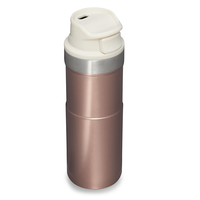 Tasse de voyage classique à gâchette adaptée à la plupart des porte-gobelets Isolation sous vide à double paroi Matériau résistant et durable sans BPA
