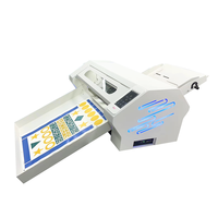 Machine de découpe automatique à alimentation par feuilles Bascocut avec positionnement par caméra CCD, moteur servo haute vitesse pour étiquettes et autocollants