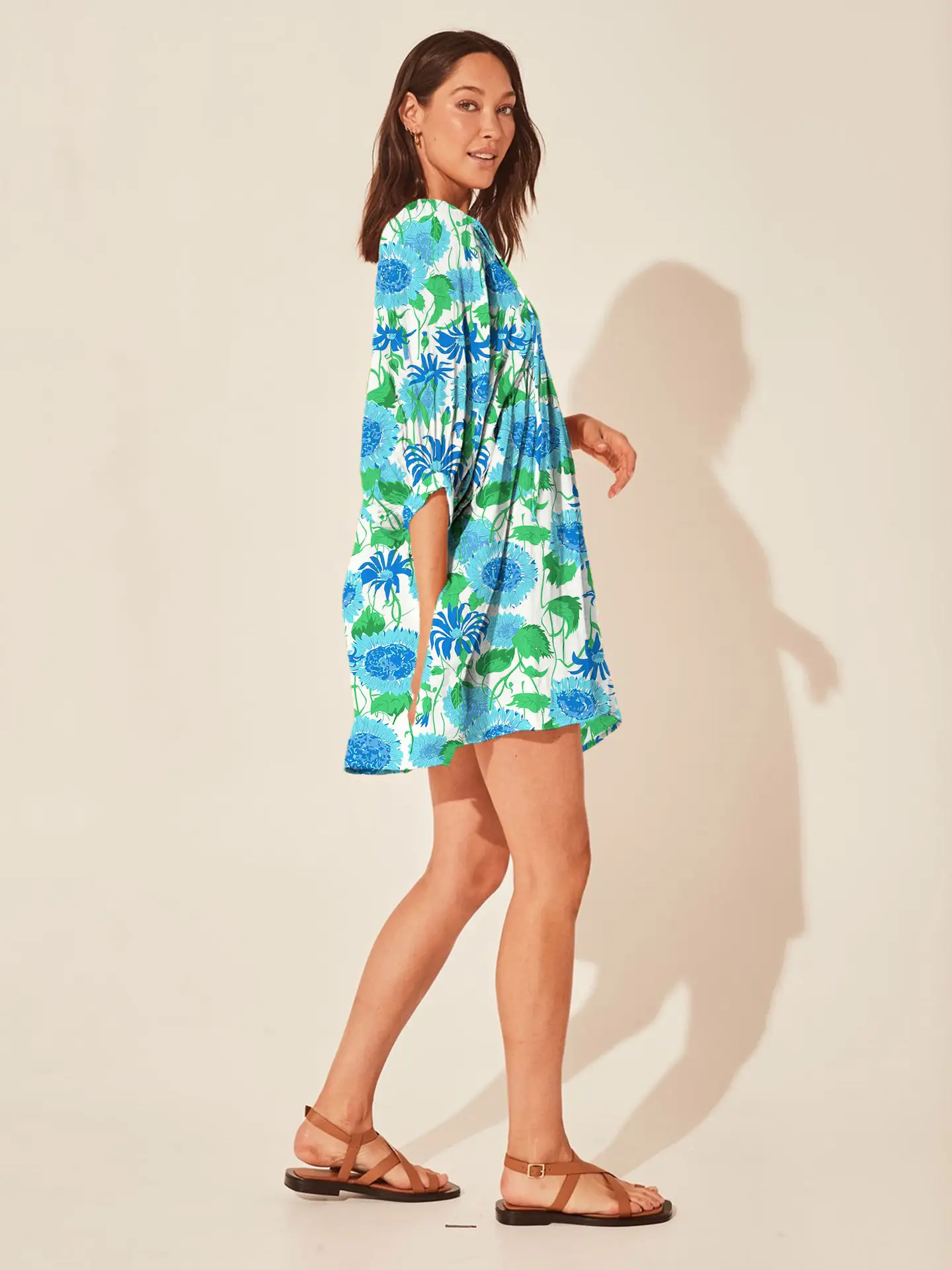 2024新しいハワイ市場の売れ筋女性のドレスカスタムプリントソフトフローリー生地女性のためのサマードレス