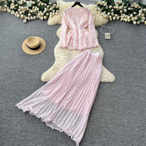 Herbstliches zweiteiliges Set für Damen: Tunika-Bandage-Top und hochtaillierter Spitzenrock – Großhandel - Product Image 4