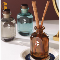 150ml vente en gros personnalisé forme spéciale couleur translucide vide verre diffuseur bouteille luxe Reed diffuseur bouteille avec couvercles