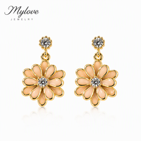 Anting-anting wanita Mylove Custom Jewelry, antialergi, elegan, berlapis emas 18K, kuningan, enamel, bunga, zircon CZ, dengan paku perak.
