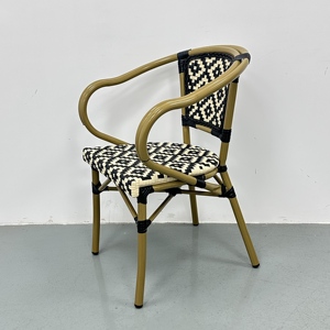 Ensemble de chaises et canapé empilables en aluminium imperméable au design français moderne avec table de salle <span class=keywords><strong>à</strong></span> manger de <span class=keywords><strong>jardin</strong></span> - Durable, portable, pour hôtel et restaurant - Product Image 3
