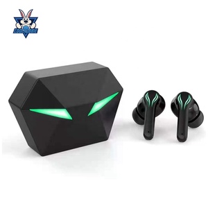 หูฟังไร้สายสำหรับเล่นเกม CoolRabbie TWS 5.0 บลูทูธ พร้อมจอแสดงผลพลังงานและพาวเวอร์แบงค์ - Product Image 1