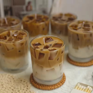 Bougie parfumée créative sans fumée à l'arôme de café glacé avec gobelet en verre – Offre spéciale - Product Image 1