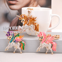 Nouveau porte-clés licorne avec pendentif goutte d'huile et diamants incrustés, idéal pour sacs et autres accessoires