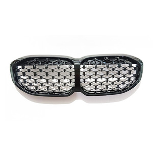 Parrilla Delantera BMW F40, Malla Hexagonal Negra, para Serie 1 2020-2024, Mejora de Diseño, Material ABS - Product Image 2