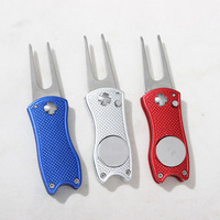 Outil de réparation de divots de golf automatique élégant, résistant à l'usure, en métal, fourche à divots, accessoire de sport et de loisirs pour le golf