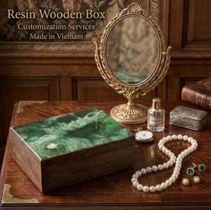 Boîte en bois et résine rectangulaire, faite à la main, pour le rangement de bijoux, fabriquée au Vietnam, services de personnalisation - Product Image 1