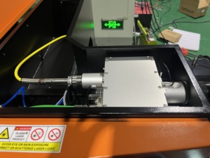 Machine de soudage laser à fibre pour lettres en relief 3D en aluminium et acier inoxydable, 150W, 300W, 750W – Prix le plus bas - Product Image 5