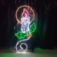 Tamaños personalizados 5 '6' 7 '8' 2D Santa Motif Lights Decoraciones navideñas montadas en postes iluminados comerciales para City Street