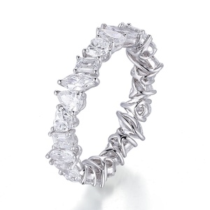 Bague de mariage en or massif 18 carats avec diamant de laboratoire, forme fantaisie, design unique, diamant de laboratoire HPHT cultivé en laboratoire - Product Image 4