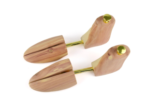 Ensemble de sapin à chaussures en <span class=keywords><strong>bois</strong></span> massif explosif résistant aux rides taille de ressort réglable orthèse de civière de chaussure en <span class=keywords><strong>bois</strong></span> de cèdre - Product Image 4