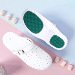 Vendita calda di scarpe <span class=keywords><strong>da</strong></span> lavoro in pelle in acciaio microfibra antiscivolo pantofole <span class=keywords><strong>da</strong></span> cucina per uso autunnale/invernale - Product Image 5