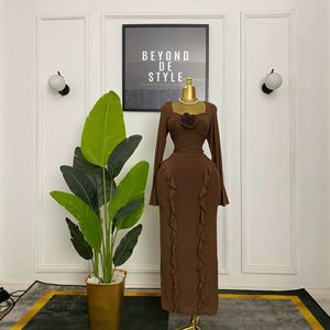 Abito Lungo Elegante con Volant e Colletto Quadrato Floreale, Nuova Collezione 2026, Abbigliamento Donna Transfrontaliero Europa e Stati Uniti - Product Image 1