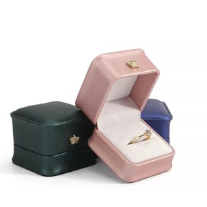 Scatola Porta Gioielli in Pelle PU per Fidanzamento e Matrimonio, <span class=keywords><strong>Organizzatore</strong></span> Personalizzato per Anelli, Bracciali, Collane e Orecchini - Product Image 1