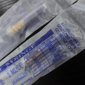Seringue à vis médicale jetable à rabais en grande quantité Seringue d'injection plastique de grande capacité 1/2/5/10/20ml pour les laboratoires - Product Image 4
