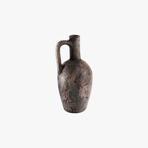 Jarrón alto de cerámica Wabi Sabi, con un solo asa y arcilla de textura rugosa, es perfecto para la decoración del hogar de estilo vintage. - Product Image 1