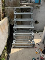 Kit d'escalier préfabriqué modulaire en acier à assembler sans soudure, galvanisé à chaud, résistant au feu et à l'eau