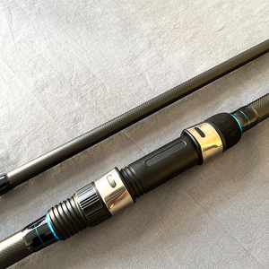 คันเบ็ดตกปลา<span class=keywords><strong>คา</strong></span><span class=keywords><strong>ร์</strong></span>พและ<span class=keywords><strong>ปลา</strong></span>ดุก Tidecore รุ่นสั่งทำพิเศษ ความยาว 3.9 เมตร คุณภาพสูง 2 ท่อน ทำจากคาร์บอนไฟเบอร์ ด้ามจับ EVA รับผลิตแบบ OEM/ODM - Product Image 2