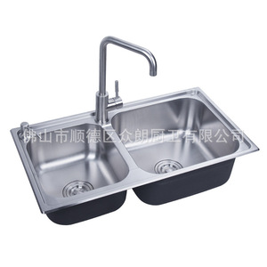 Évier double en acier inoxydable 304 C-S762B, finition brossée mate, à encastrer, pour cuisine, avec un évier gauche plus petit et un évier droit plus grand - Product Image 1