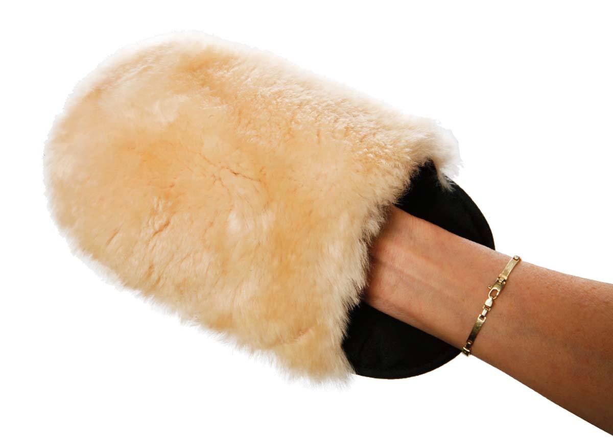 ขนสีเบจ-หนังสีเขียว