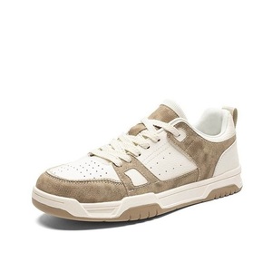 Nouvelles baskets de sport personnalisées de luxe en cuir blanc pour hommes et femmes, idéales pour le sport et la course à pied - Product Image 4