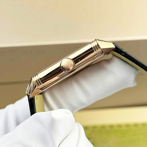 <span class=keywords><strong>Orologio</strong></span> <span class=keywords><strong>da</strong></span> <span class=keywords><strong>Polso</strong></span> Slim Reversibile a Carica Manuale, Cassa in Oro Rosa, Cinturino in Pelle Nera Effetto Coccodrillo, Quadrante Argento Sunburst, Piccolo Secondo Quadrante - Product Image 6
