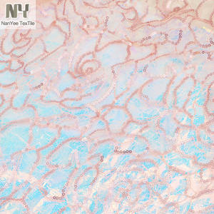 Tissu en <span class=keywords><strong>dentelle</strong></span> à sequins à motif tourbillon rose bébé vendu <span class=keywords><strong>au</strong></span> <span class=keywords><strong>mètre</strong></span> par Nanyee Textile - Product Image 3