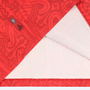 Maillot de football Healy, motif traditionnel rouge complexe avec col en V et tissu respirant de qualité supérieure, maillot de match de football - Product Image 4