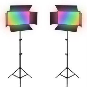 Lampe LED professionnelle pour vidéo et photo, éclairage LED 800 RGB/PRO LED600 RGB, VENTE CHAUDE en Asie du Sud-Est - Product Image 6