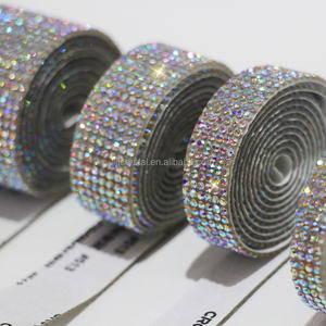 도매 10mm, 15mm, 20mm, 30mm 레진 라인스톤 장식용 DIY 자가 접착 크리스탈 스트립 - Product Image 4