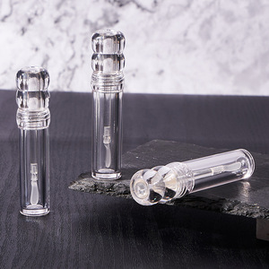 <span class=keywords><strong>Tube</strong></span> de brillant à lèvres carré unique vide de 3ml 3.5ml avec pinceau transparent Contenant de brillant à lèvres pour brillant à lèvres Pointe en silicone Logo personnalisé - Product Image 2