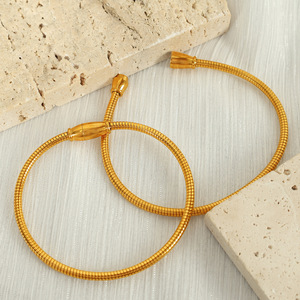<b>Titanium</b> Steel Spring Snake Chain Bracelet Magnetic Elastic Bangle Unisex Jewelry Gift Gold Silver Color - Product Image 3