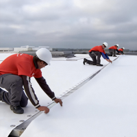 Membrane d'étanchéité souple TPO anti-ozone pour toiture à faible pente, système d'étanchéité de toiture pour immeubles de parcs logistiques