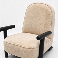 Fauteuil d'appoint moderne en tissu Teddy avec accoudoirs en bois massif, chaise de loisirs individuelle pour salon, hôtel, mobilier OEM&ODM