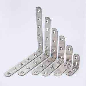 Supports <span class=keywords><strong>d</strong></span>'<span class=keywords><strong>angle</strong></span> en acier inoxydable à 90 degrés Accessoires <span class=keywords><strong>de</strong></span> <span class=keywords><strong>renfort</strong></span> direct pour connexion <span class=keywords><strong>de</strong></span> fenêtre <span class=keywords><strong>de</strong></span> table Feuille <span class=keywords><strong>de</strong></span> fer triangulaire - Product Image 4
