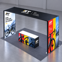 Stand d'exposition personnalisé 10x20 pieds avec arche rétroéclairée et affichage lumineux LED pour les marques de cyclisme CABDA