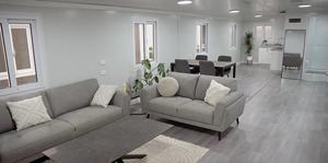 Petite maison modulaire préfabriquée mobile de 40 pieds Maison de luxe pliable à double aile et 3 chambres Maison en conteneur extensible - Product Image 5