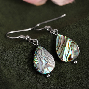 Boucles d'oreilles irrégulières en forme de goutte d'eau avec coquillages simulés pour femmes, bijoux texturés tendance - Product Image 3
