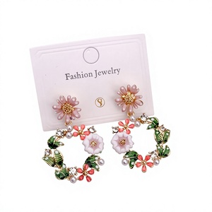 Boucle d'oreille ronde et très fantastique, à fleurs, au bas prix, création MEETALI, nouvelle collection - Product Image 2