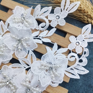 100% Polyester 3D Fleur Brodé Dentelle Applique Perlé Strass <span class=keywords><strong>Guipure</strong></span> Tissu Fait Populaire Chine <span class=keywords><strong>Robe</strong></span> Utilisation 7 Jours Livraison - Product Image 4