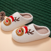 Chaussons de Noël personnalisés 2024 en forme de bonhomme en pain d'épices, doux et confortables pour la maison