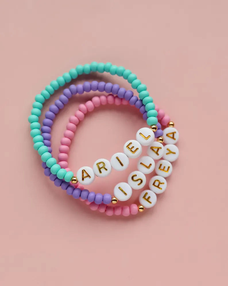 Bracelet de lettre personnalisé