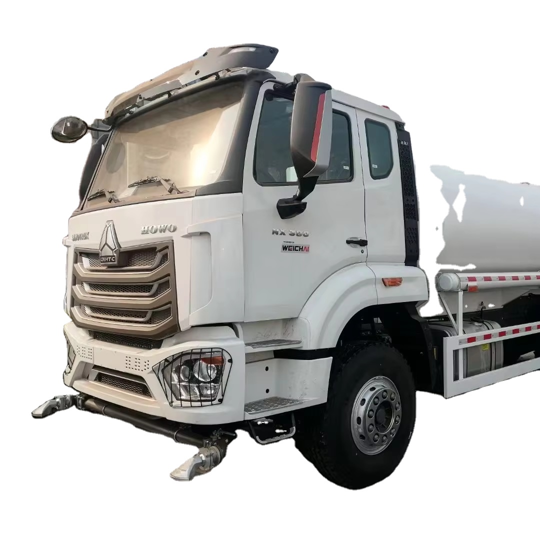 6*4 10 колесный водяной бак грузовик для продажи Заводская цена Sinotruk Howo сверхмощная поливочная тележка 20000/30000 литров